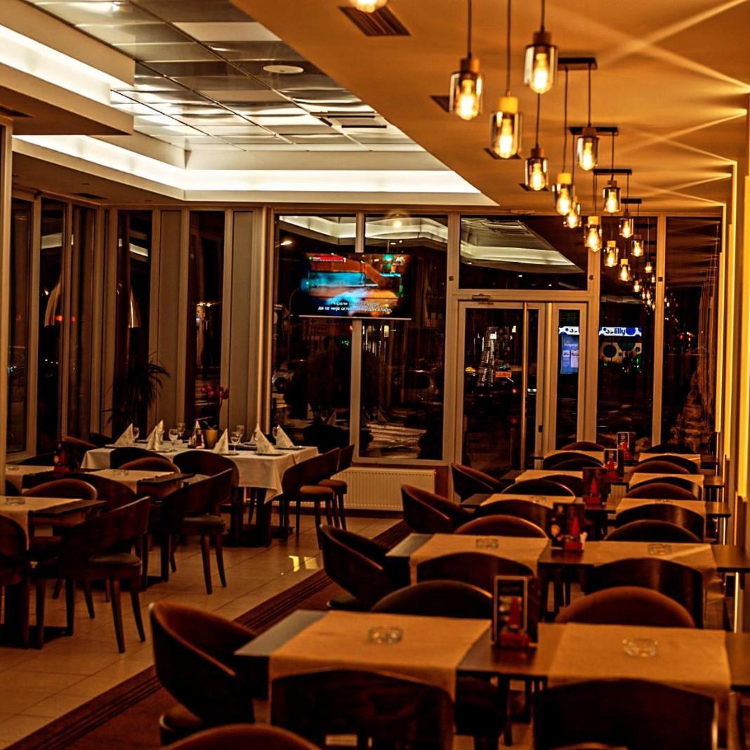 Hotel Pozega Luaran gambar