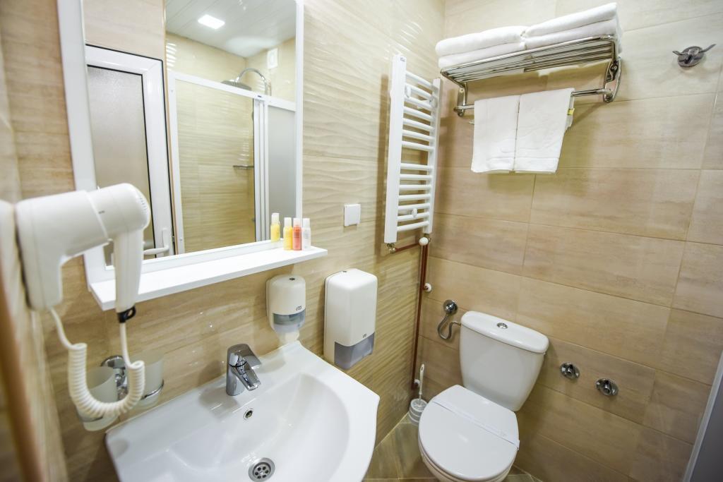 Hotel Pozega Luaran gambar