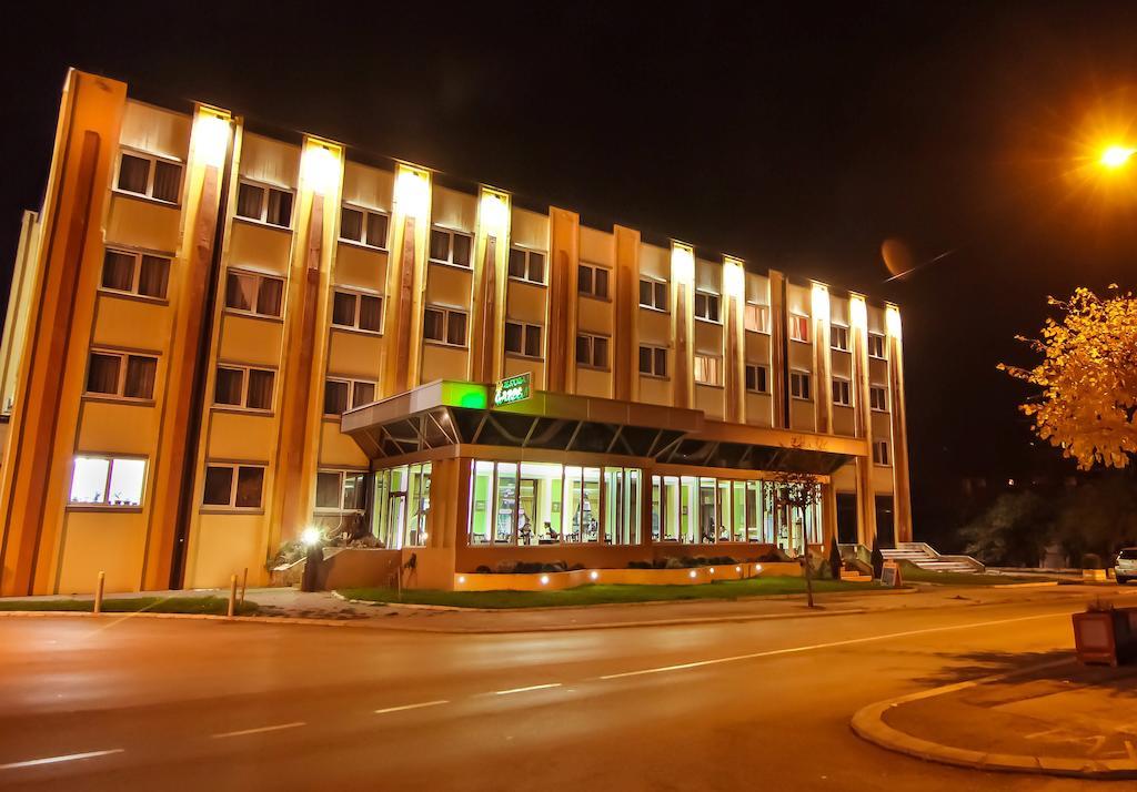 Hotel Pozega Luaran gambar